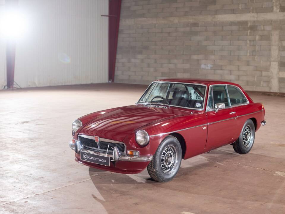 1974 | MG MGB GT V8