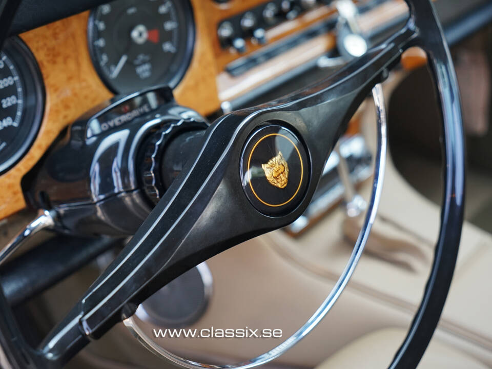 Immagine 28/30 di Jaguar 420 G (1970)