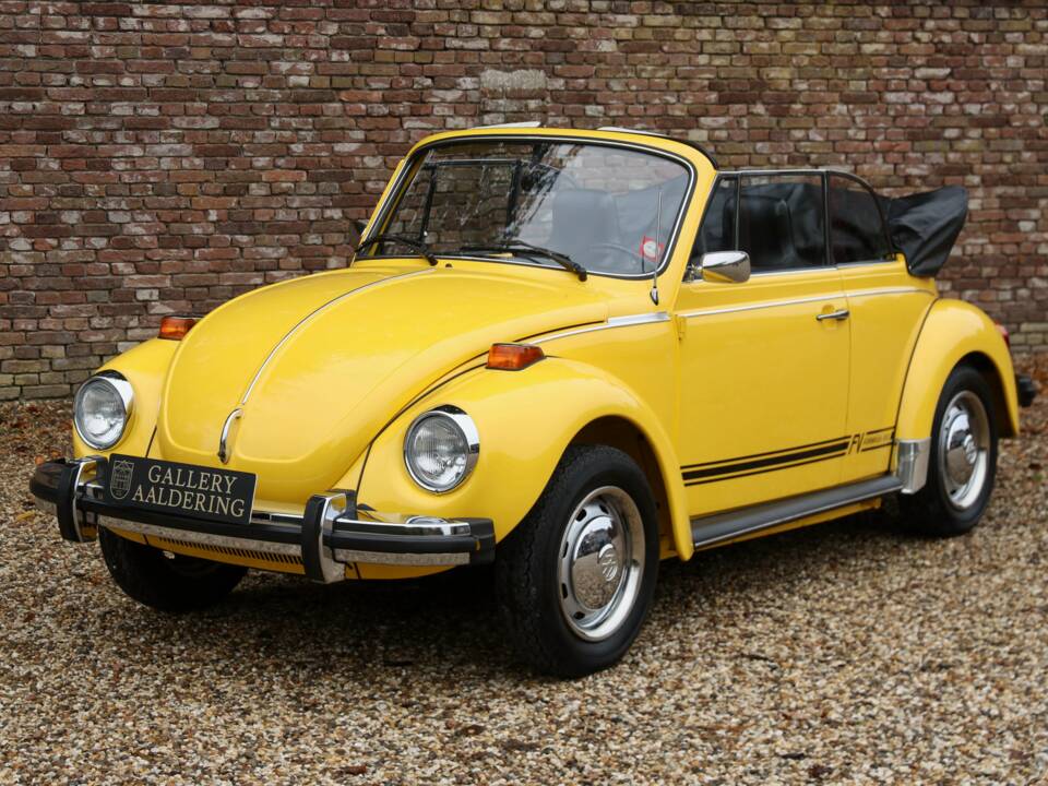 Image 27/50 de Volkswagen Beetle 1303 (1975)