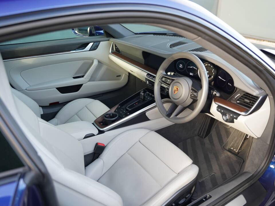 Bild 12/50 von Porsche 911 Carrera 4 GTS (2022)
