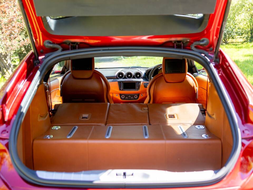 Bild 6/50 von Ferrari FF (2012)