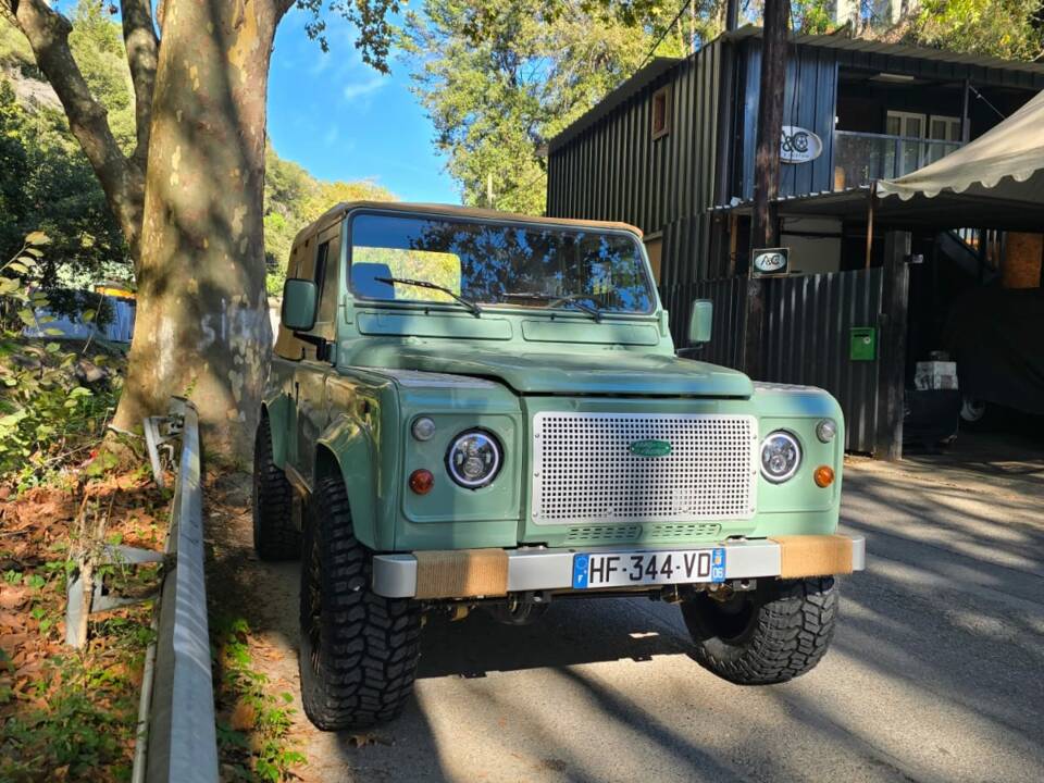 Image 5/72 of Land Rover 90 (1987)