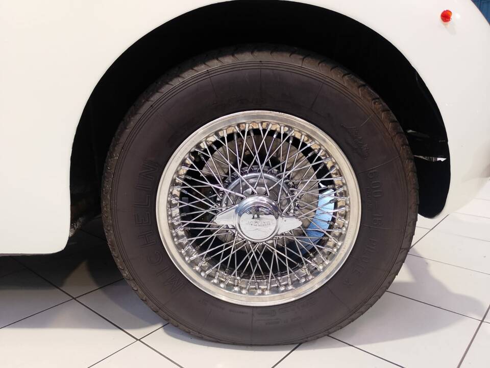 Bild 34/40 von Jaguar XK 150 DHC (1958)