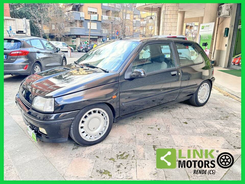 Bild 2/10 von Renault Clio I 1.8 16V (1992)