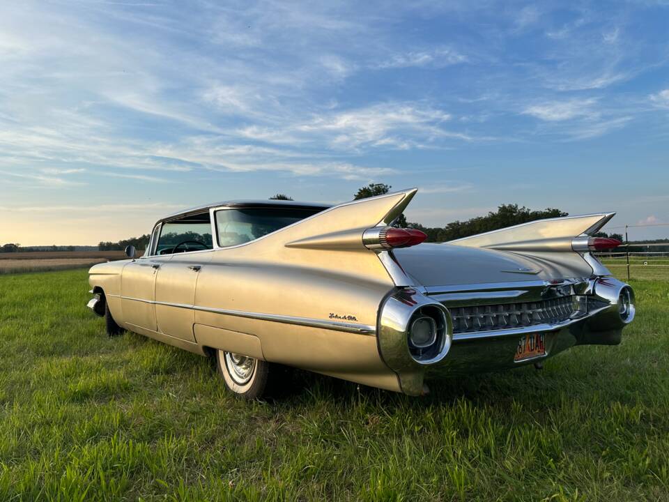 Bild 5/14 von Cadillac 62 Sedan DeVille (1959)