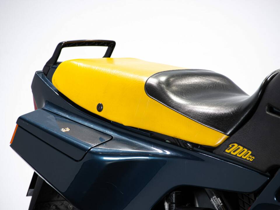 Image 31/50 of BMW K1 (1990)