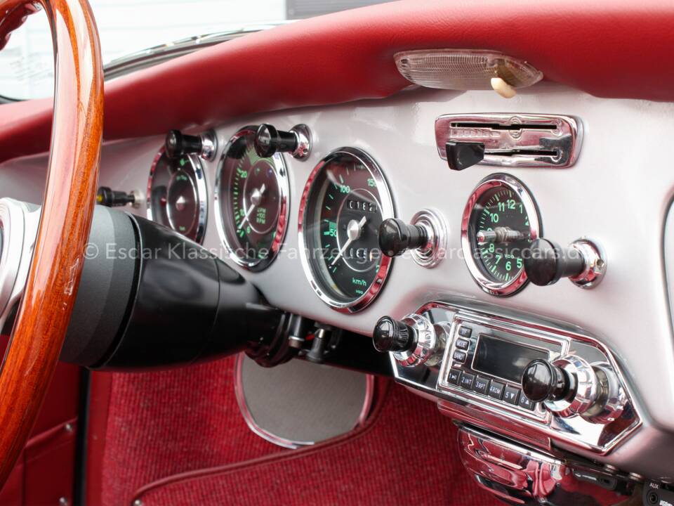 Afbeelding 16/42 van Porsche 356 B 1600 (1962)
