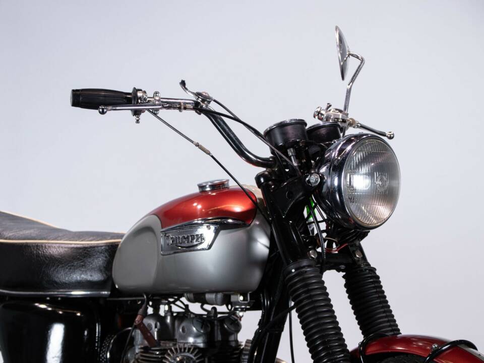 Image 40/50 of Triumph T 100 Daytona (1969)