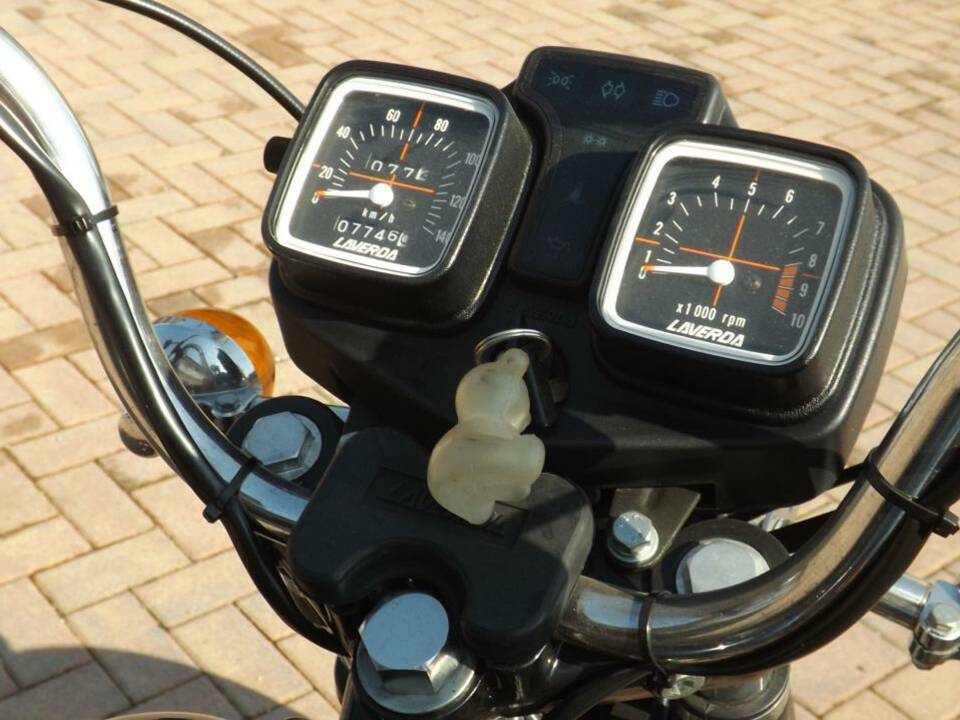 Afbeelding 6/47 van Laverda 125 LB Custom (1988)