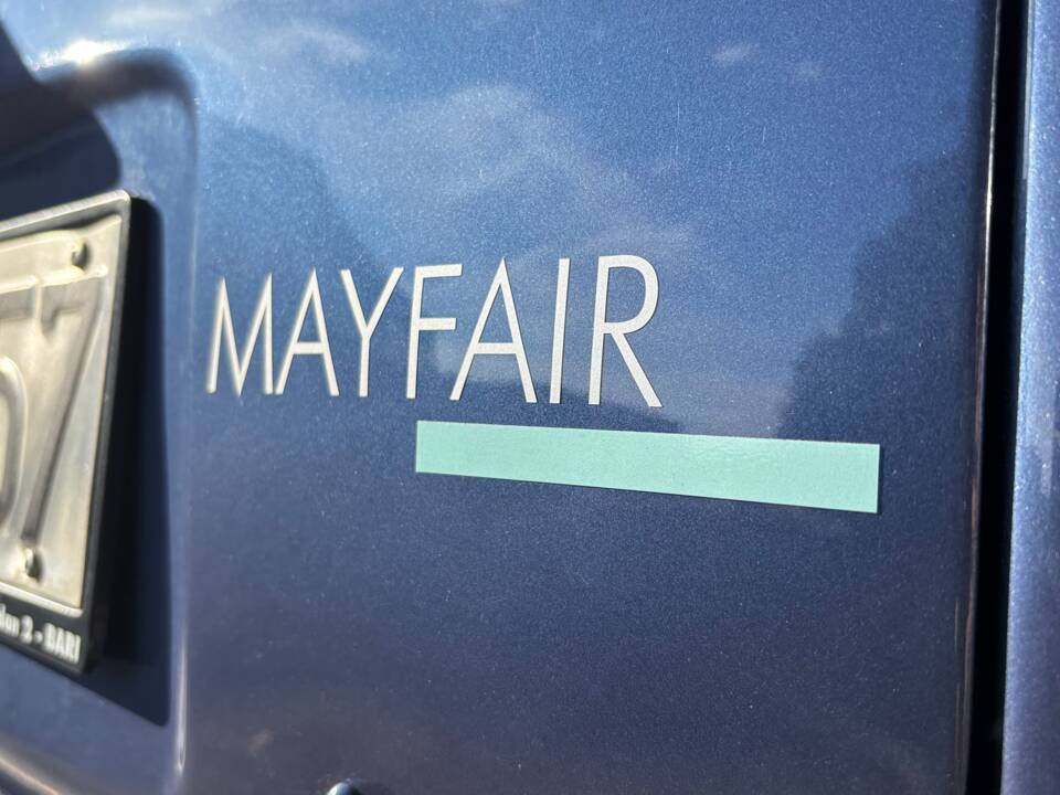 Image 21/22 of Rover Mini Mayfair (1990)