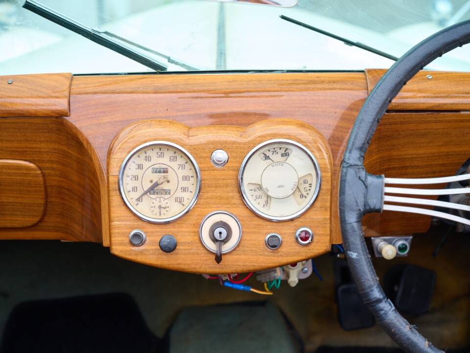 Bild 41/50 von Triumph 2000 Roadster (1949)