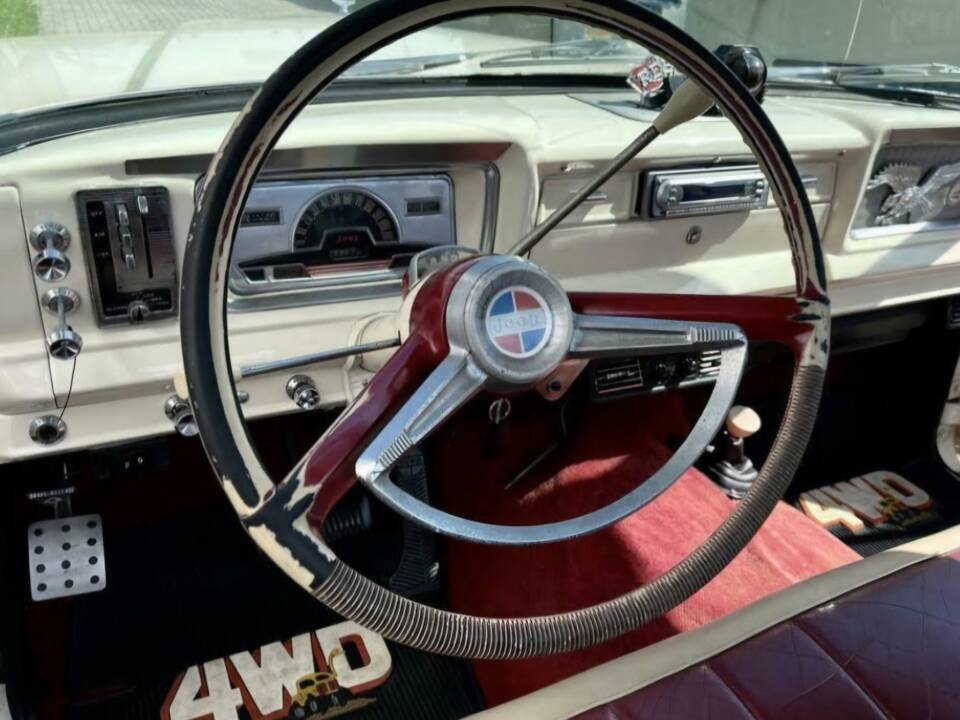 Bild 8/24 von Jeep J 4000 (1972)