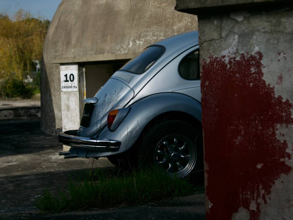Image 3/54 of Volkswagen Beetle 1500 (1969)