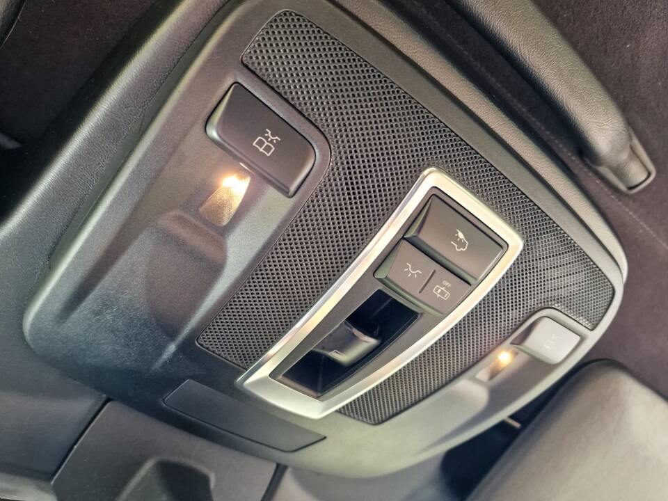 Immagine 59/92 di Mercedes-Benz G 500 Final Edition 200 (2013)