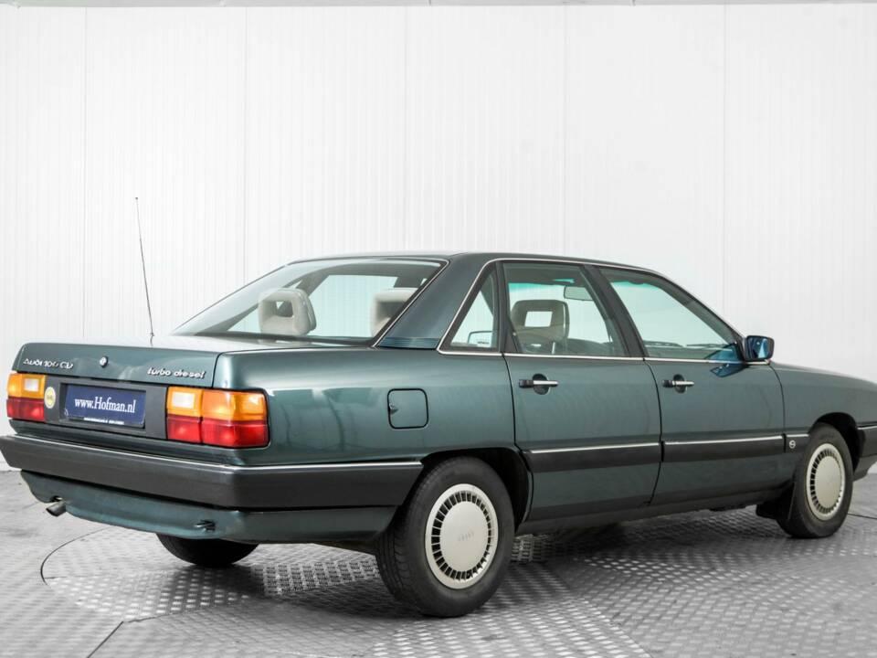 Image 2/41 of Audi 100 - 2.0 TD (1986)