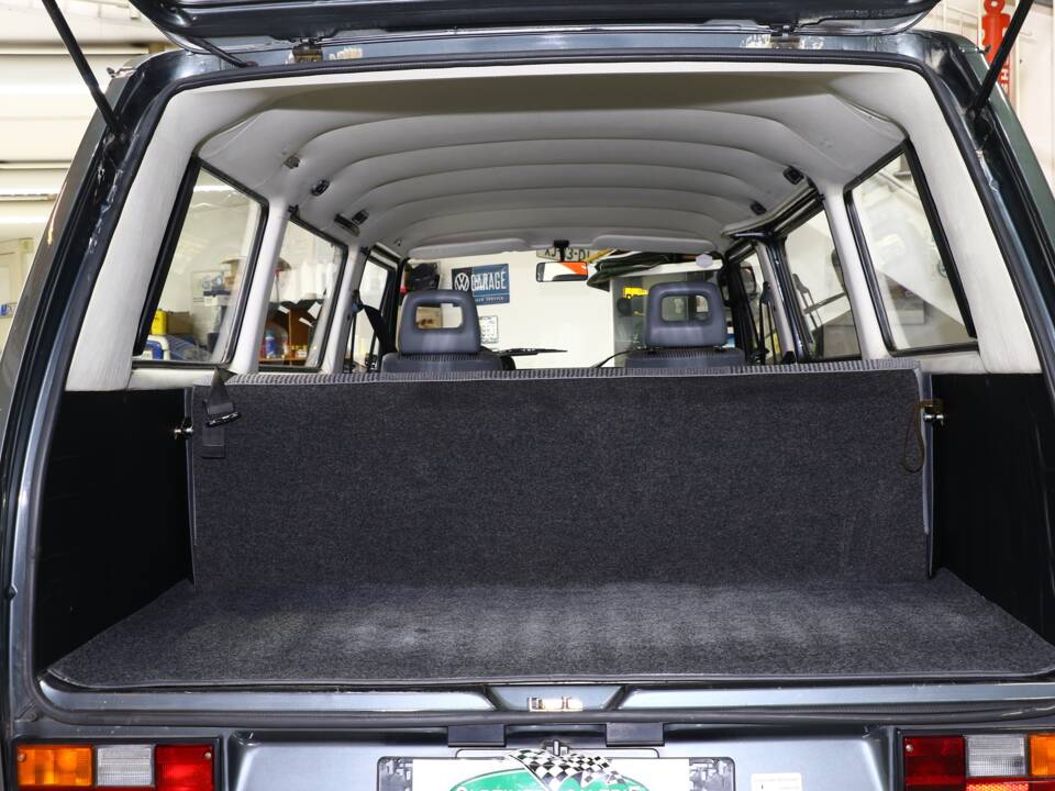 Bild 45/50 von Volkswagen T3 Caravelle GL 1.9 (1987)