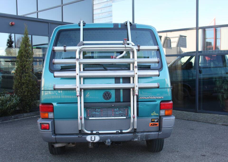 Imagen 8/8 de Volkswagen T4 Multivan 2.5 (1995)