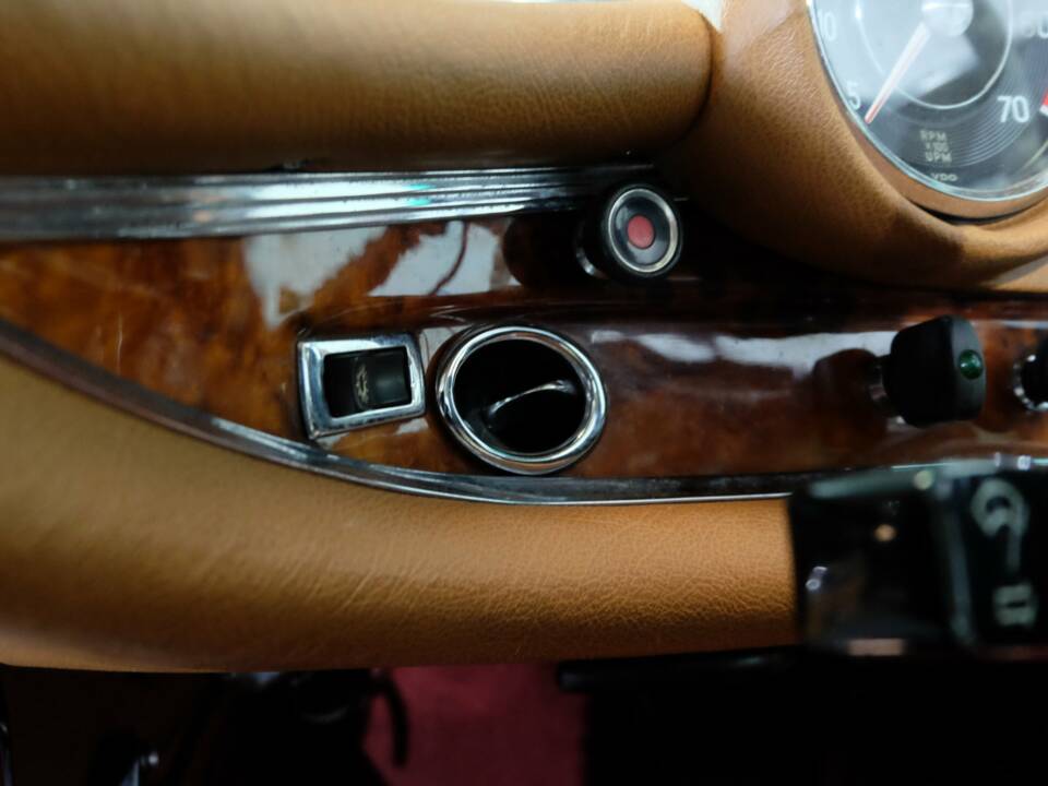 Bild 7/30 von Mercedes-Benz 280 SE 3,5 (1970)