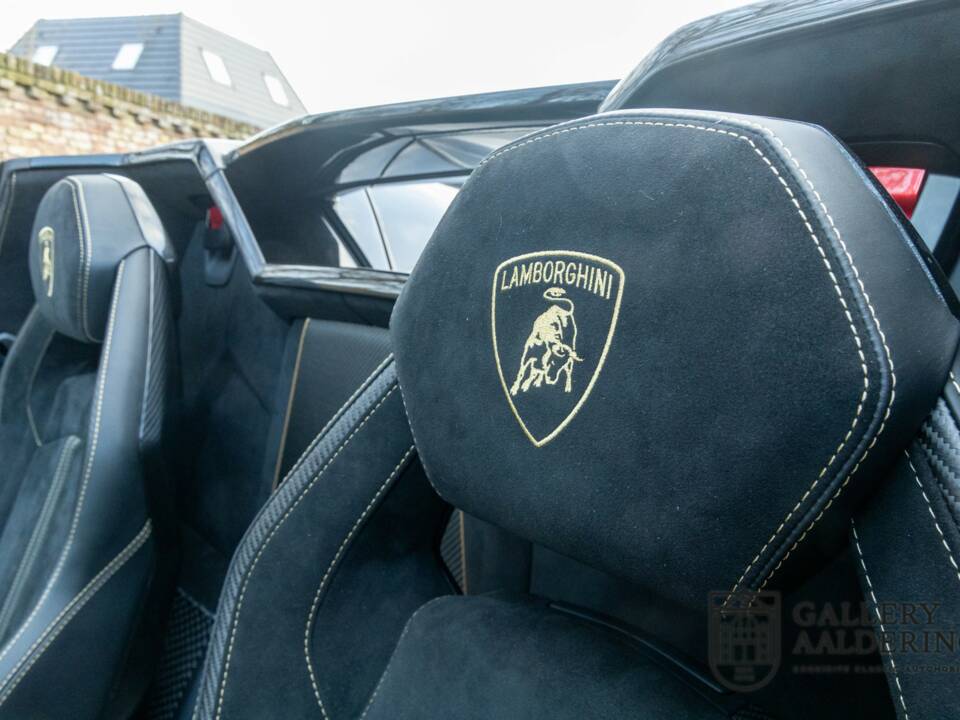 Afbeelding 44/50 van Lamborghini Aventador LP 770-4 SVJ Roadster (2020)