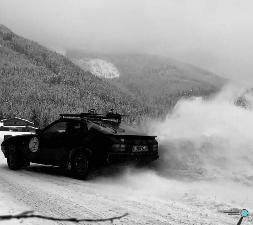 Image 40/44 of Porsche 924 S (1986)