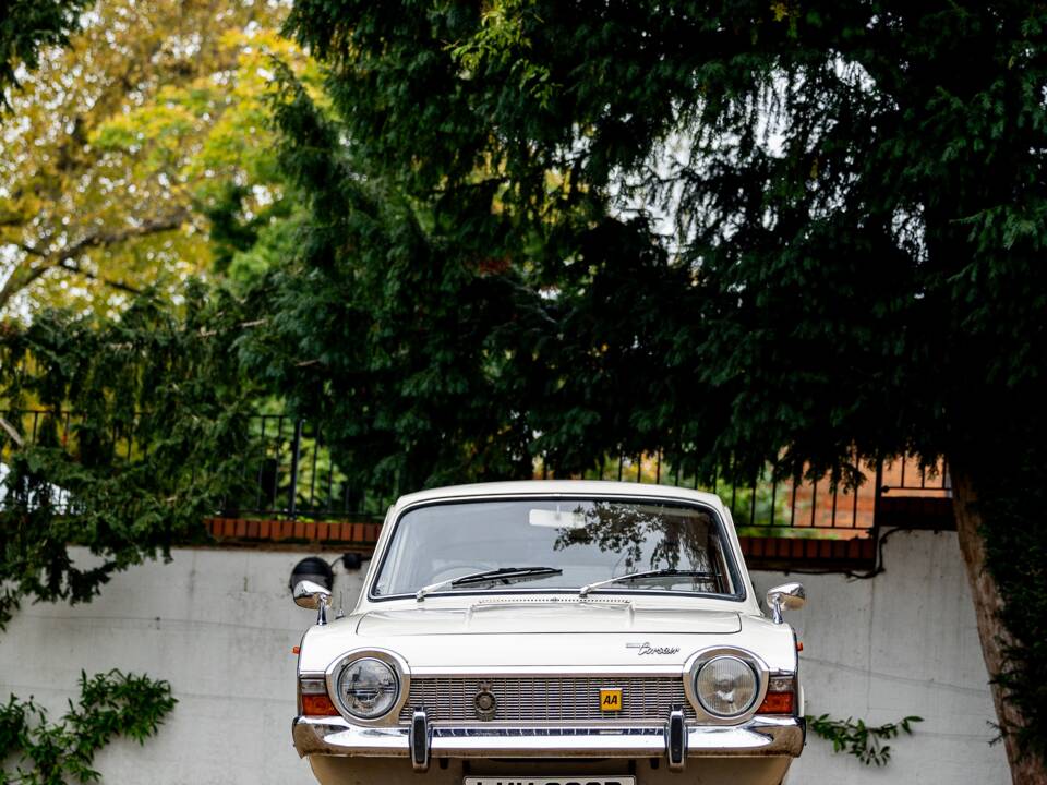 Image 20/40 of Ford Consul Corsair (1964)