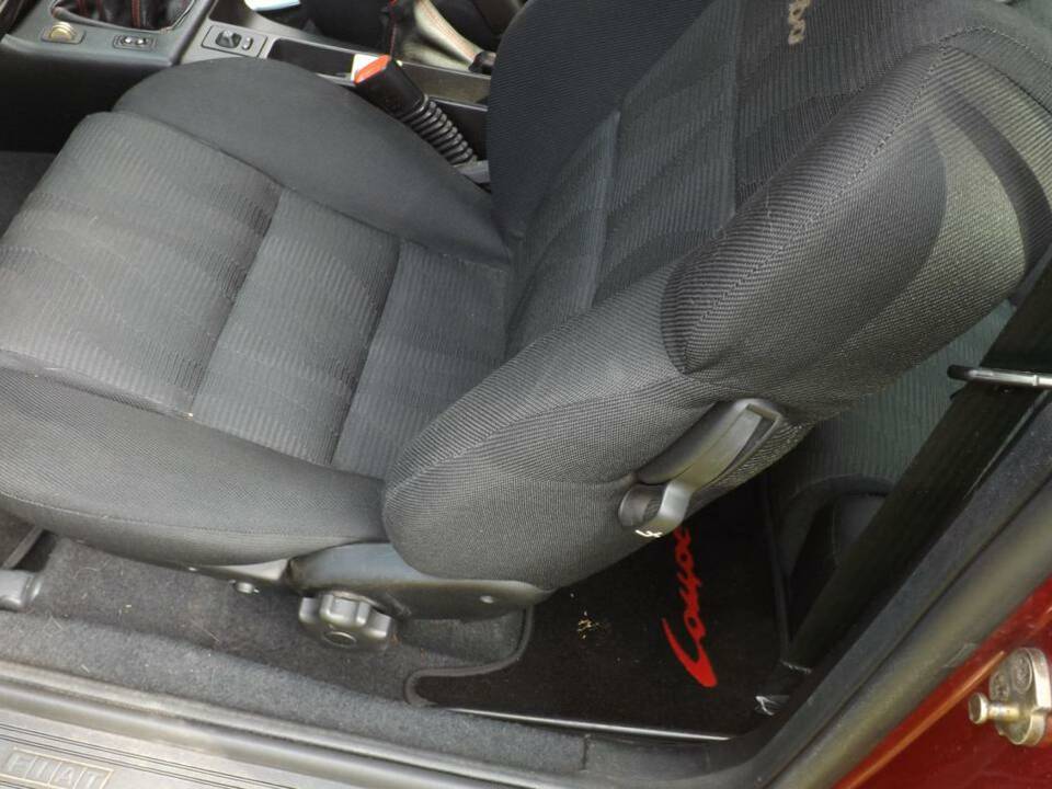 Image 50/50 de FIAT Coupé 2.0 20V Turbo (1999)