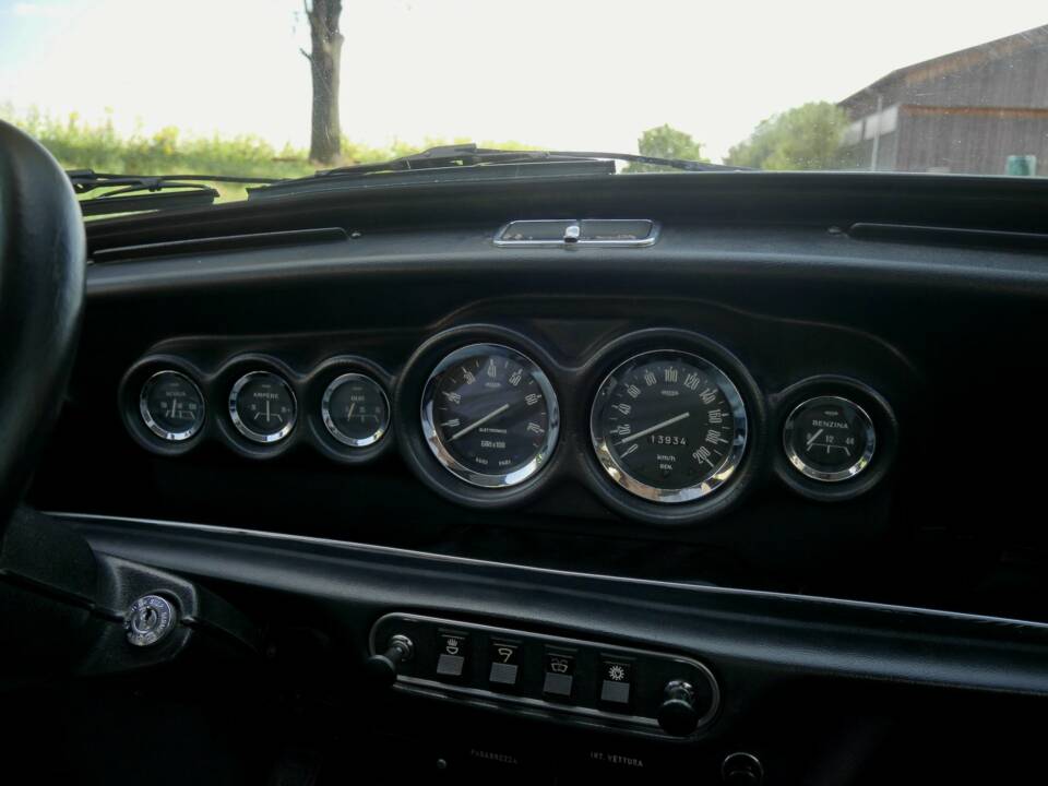 Image 17/28 of Innocenti Mini Cooper 1300 (1973)
