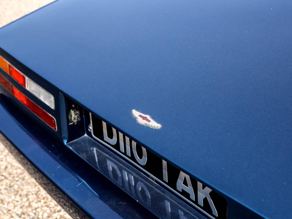 Immagine 28/28 di Aston Martin Lagonda (1987)