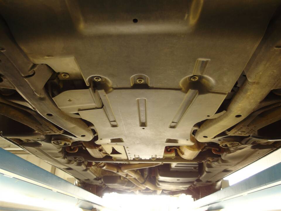 Image 87/99 of Porsche Cayenne Turbo (2007)