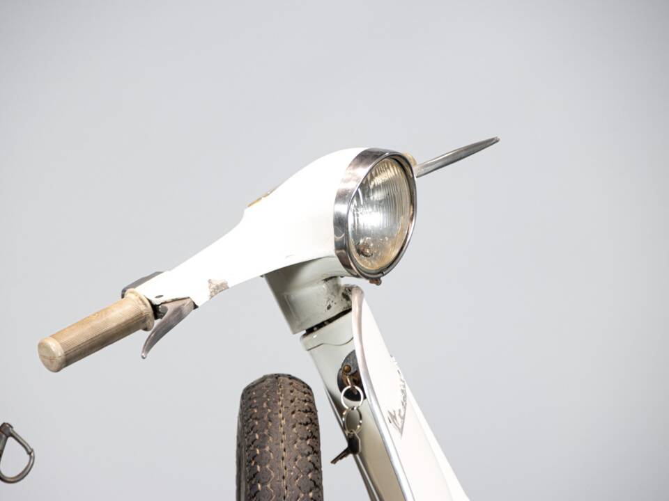 Bild 24/38 von Piaggio Vespa 125 Primavera (1973)