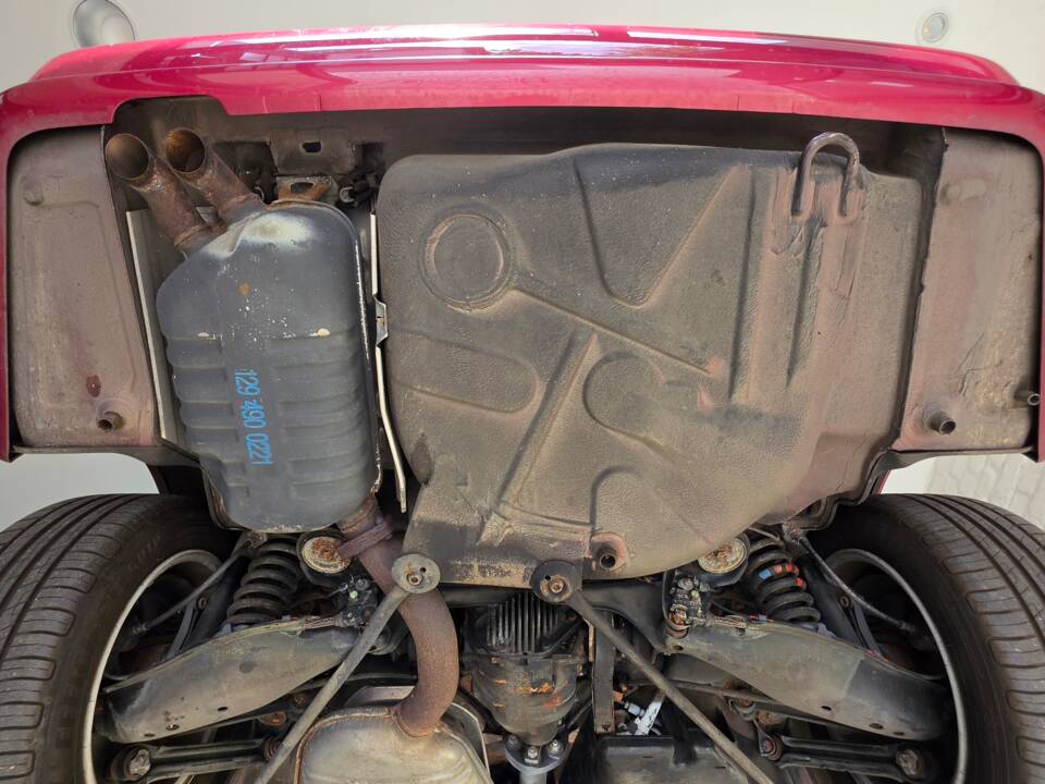 Image 57/100 of Mercedes-Benz 300 SL-24 (1991)