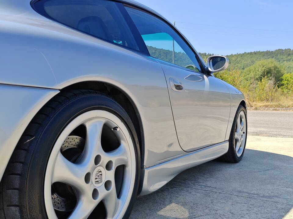 Image 24/50 de Porsche 911 Carrera (1999)