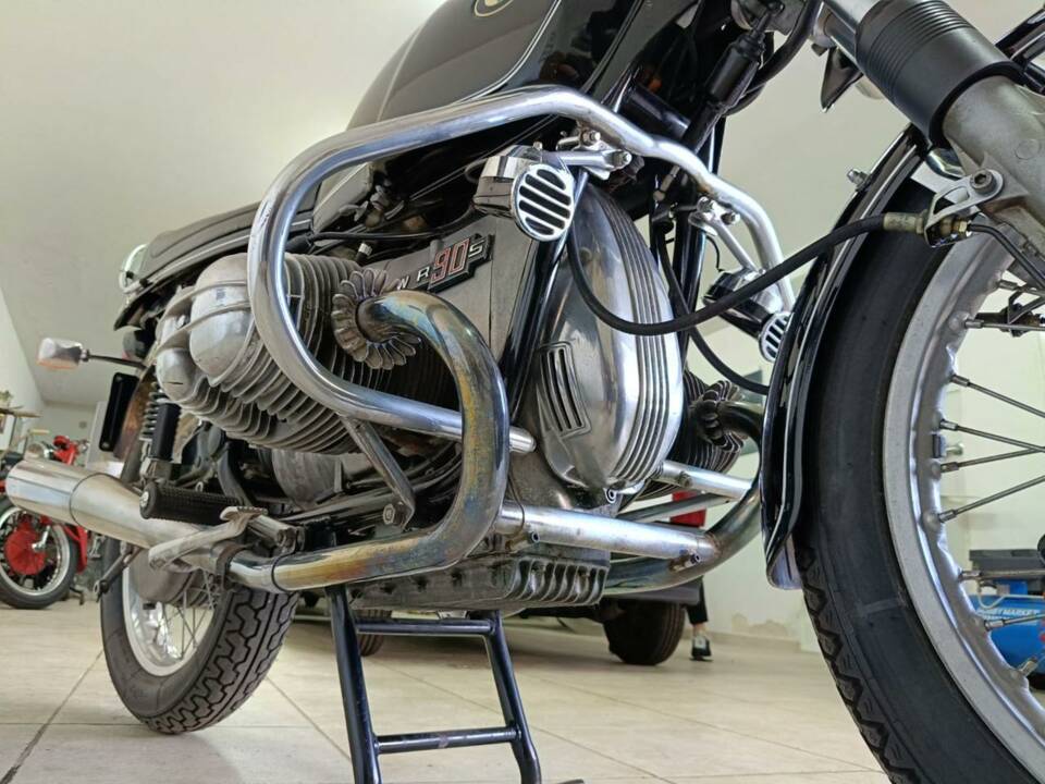 Bild 30/42 von BMW DUMMY (1974)