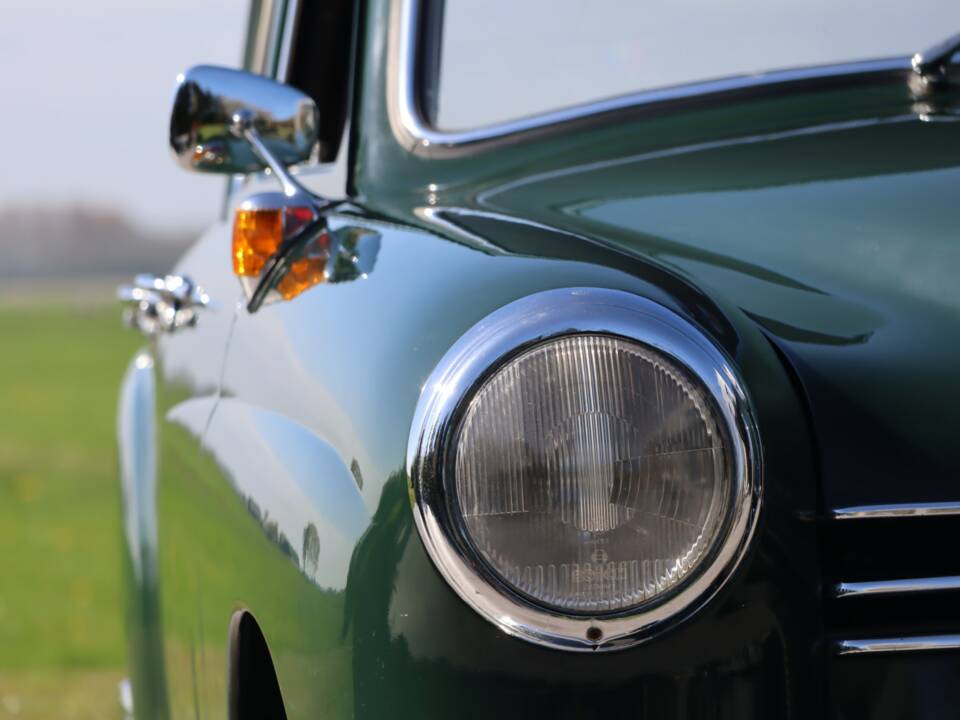 Image 11/50 of Mercedes-Benz 180 D (1958)