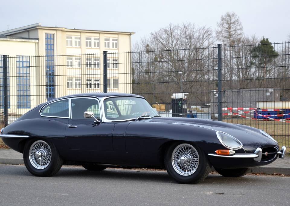 Afbeelding 12/32 van Jaguar E-Type 4.2 (1967)
