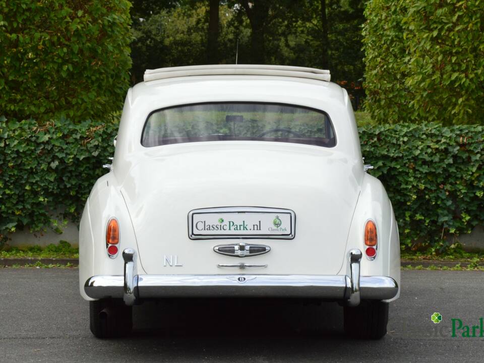 Imagen 4/50 de Bentley S 1 (1957)