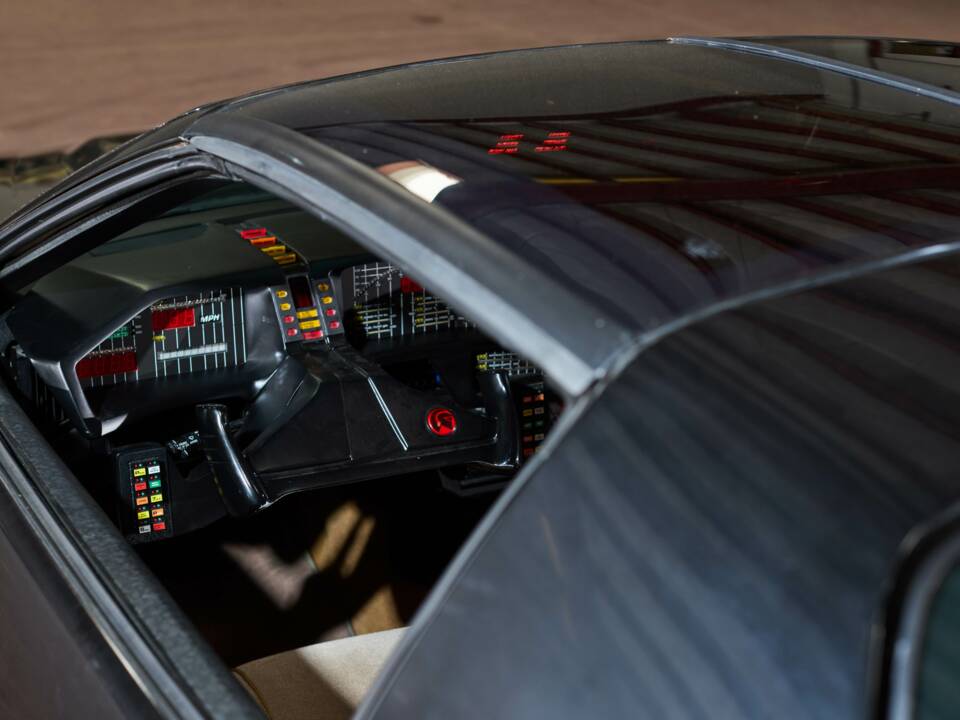 Obraz 52/63 pojazdu Pontiac Firebird TransAm (1984)