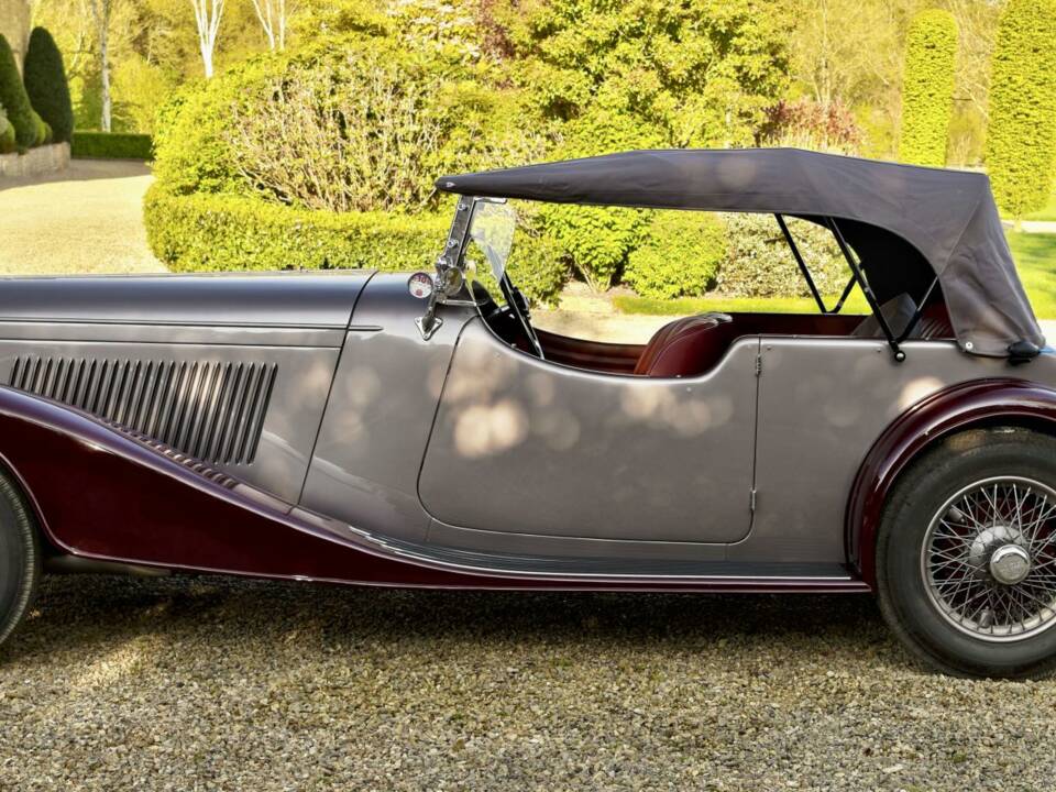 Image 14/35 of Bentley 3 1&#x2F;2 Litre (1934)
