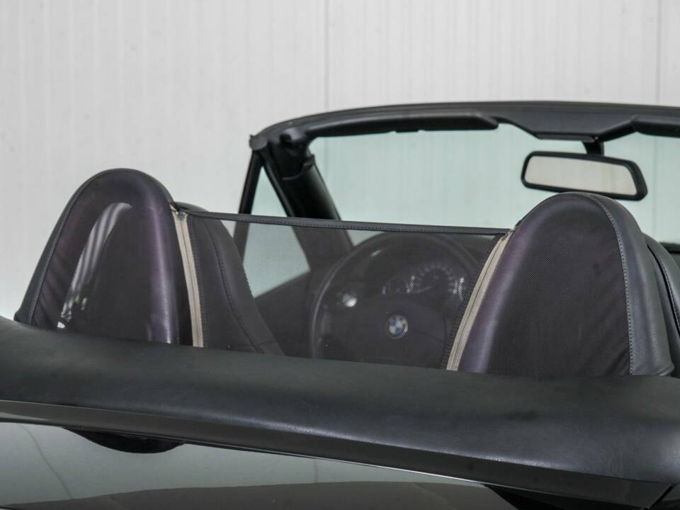 Image 36/50 of BMW Z3 1.8 (2001)