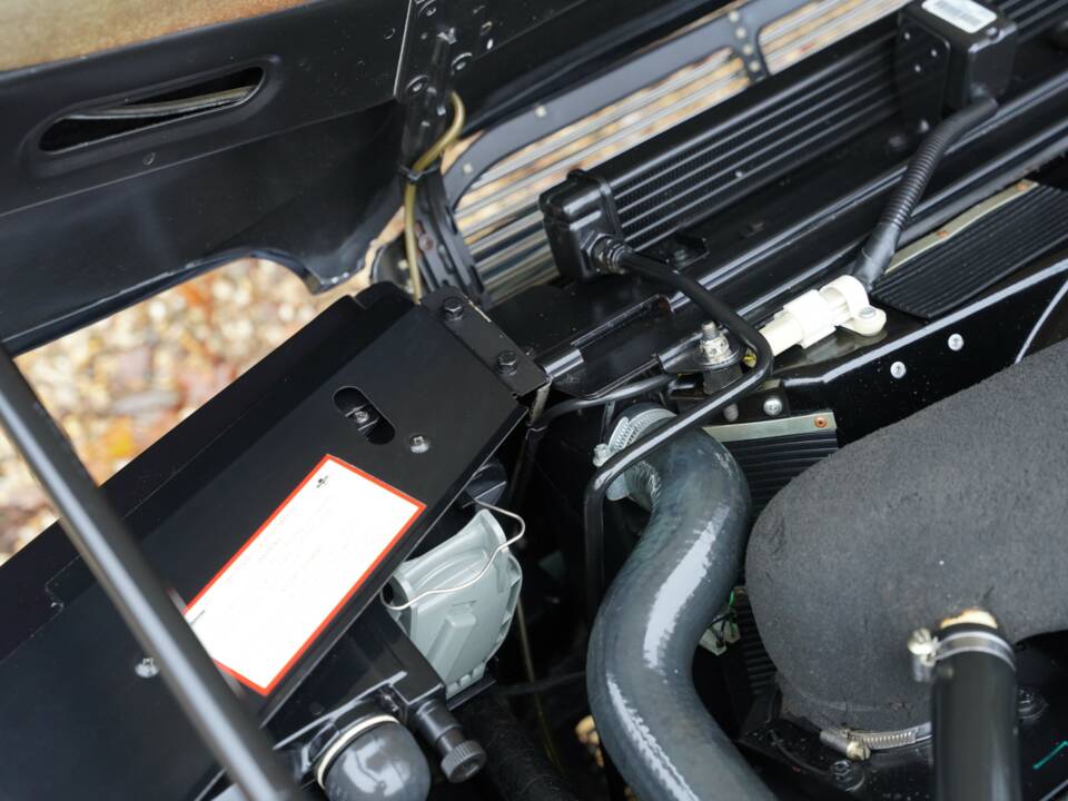 Bild 17/50 von Aston Martin Virage Volante (1994)