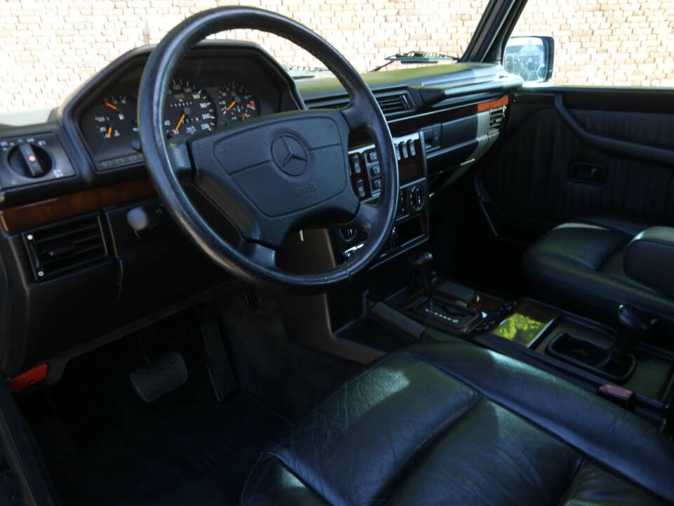 Immagine 3/50 di Mercedes-Benz G 320 (SWB) (1996)