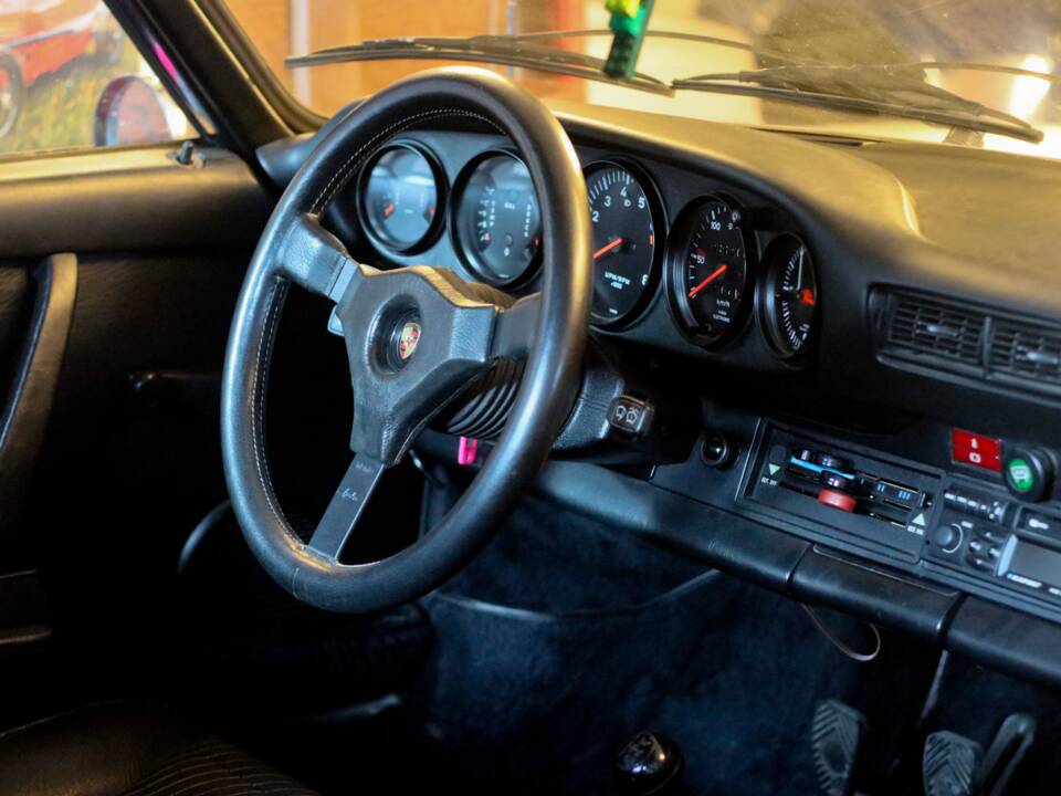 Afbeelding 21/36 van Porsche 911 2.7 (1976)