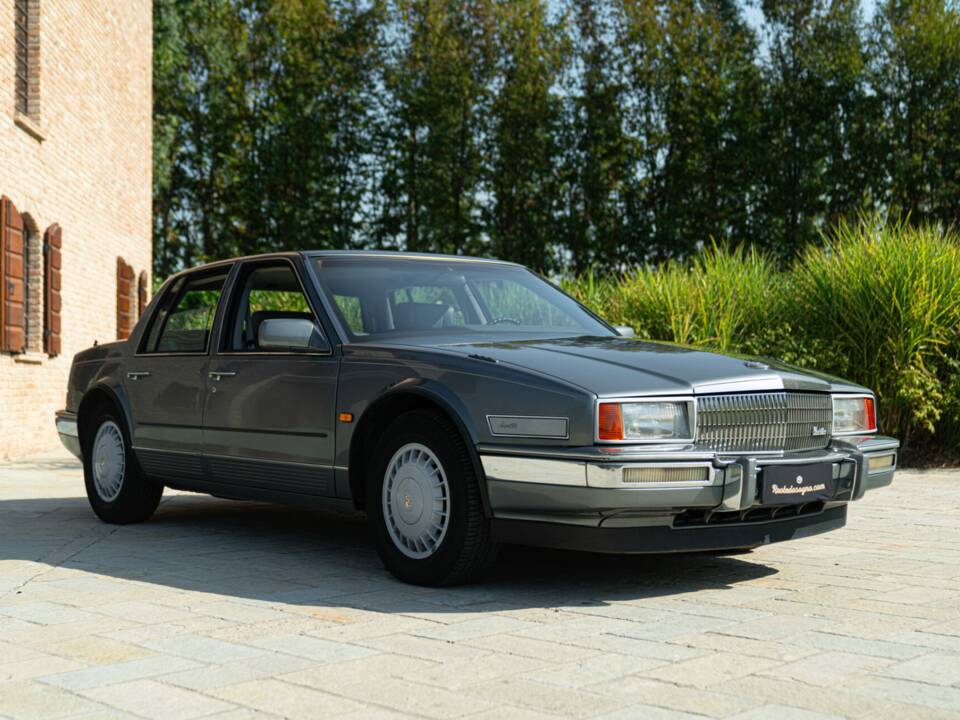 Immagine 2/50 di Cadillac Seville (1988)