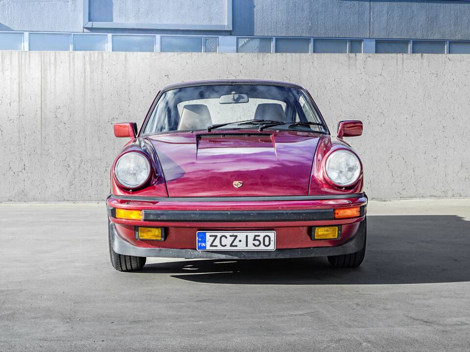 Bild 5/38 von Porsche 911 Carrera 3.2 (1986)