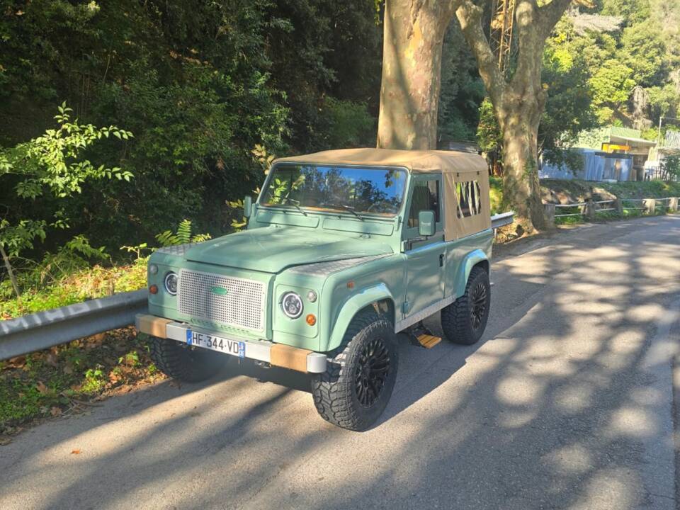 Image 37/72 of Land Rover 90 (1987)