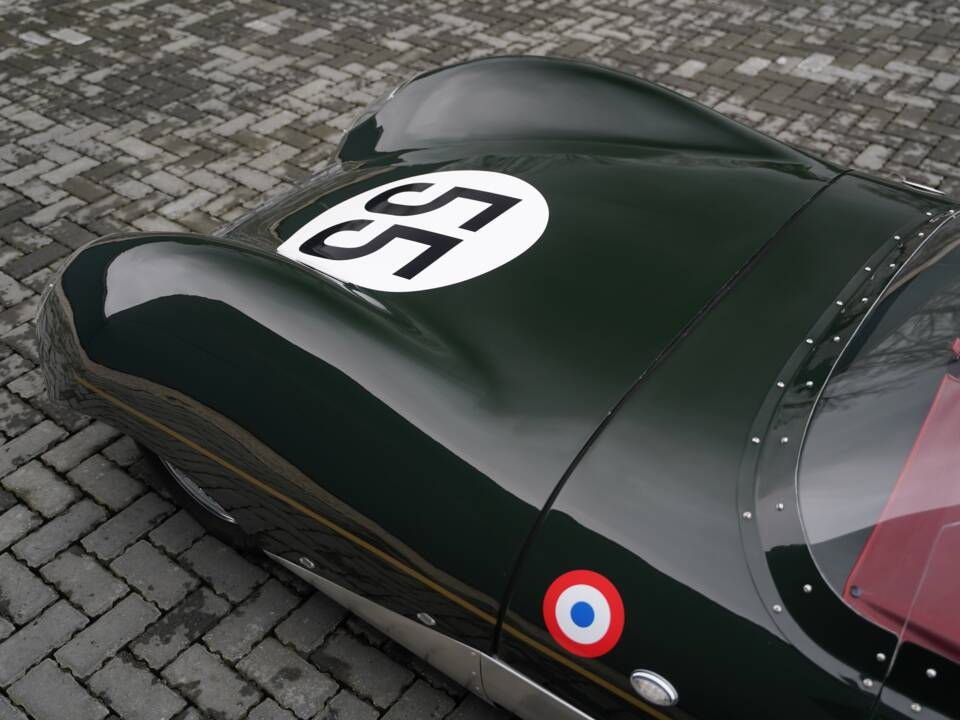 Image 36/50 of Westfield Eleven Sports (2020)