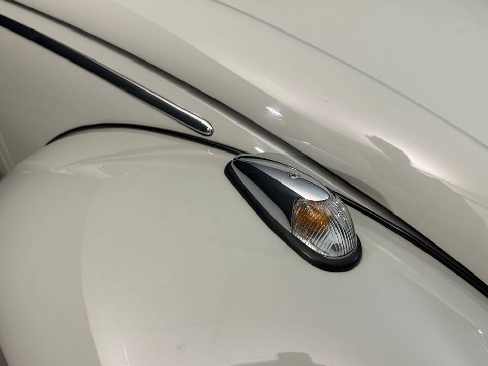 Image 11/61 of Volkswagen Beetle 1200 Standard &quot;Dickholmer&quot; (1960)