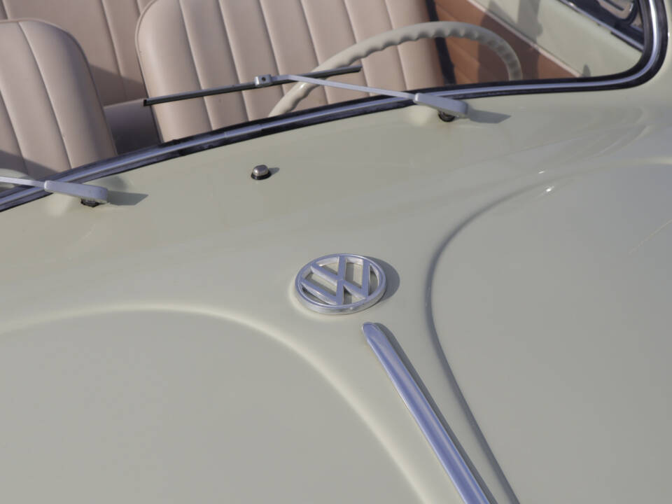 Image 18/50 of Volkswagen Beetle Speedster (1963)