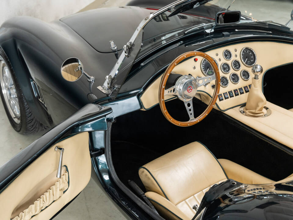 Immagine 9/32 di Gardner Douglas Cobra GD 427 (1997)
