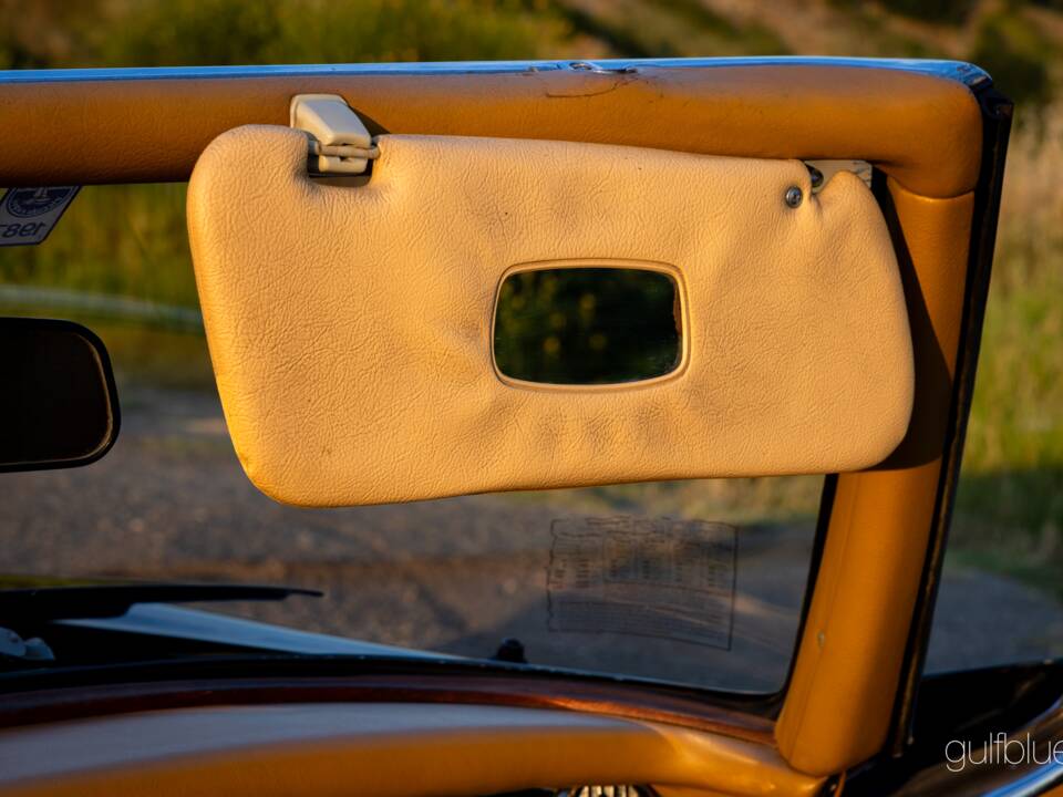 Image 53/79 de Mercedes-Benz 280 SL (1969)